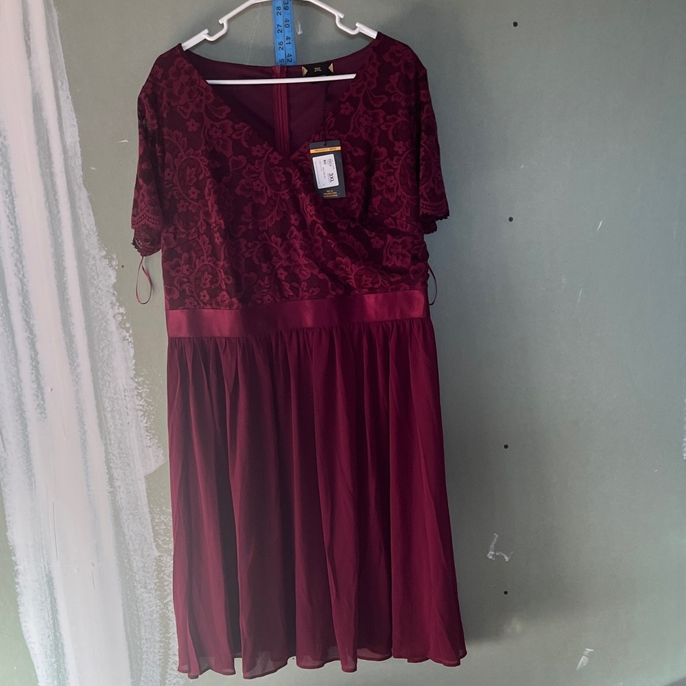 Elegant Burgundy Lace Dress